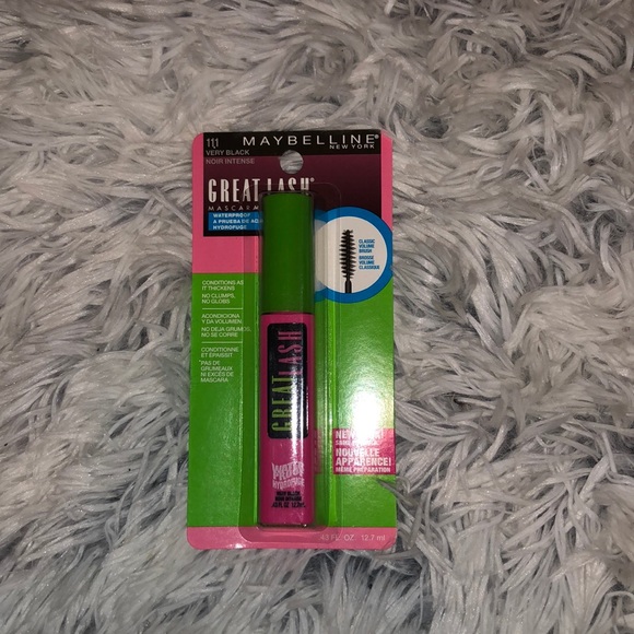 Mascara - Picture 1 of 1